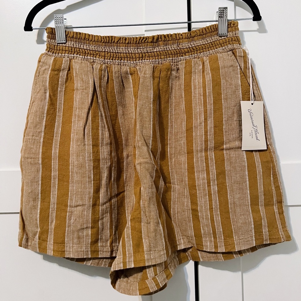 Universal thread shorts